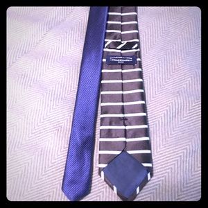 Roundtree&Yourke Neck Tie